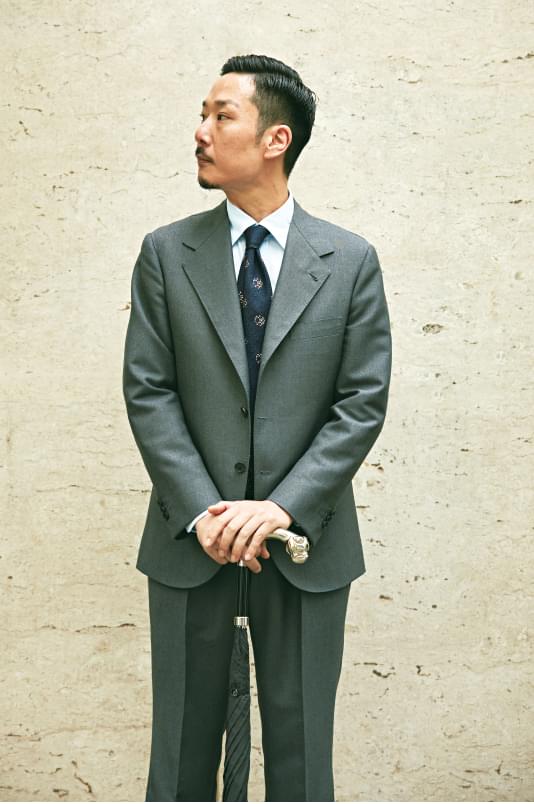 オーダースーツのスタッフスナップ3