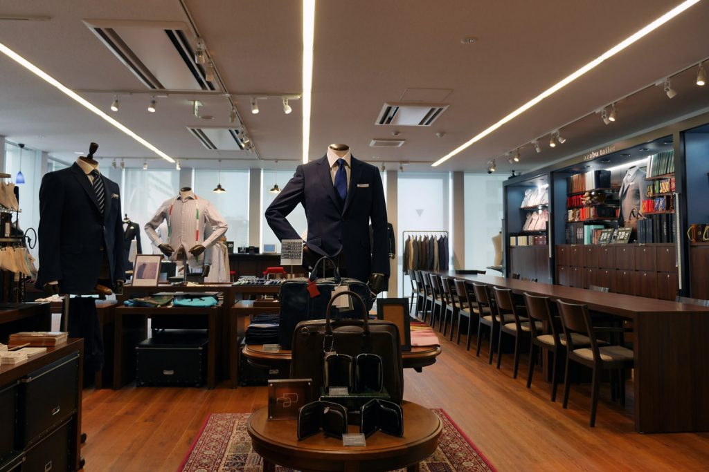 大阪市中央区でオーダースーツを買うなら麻布テーラー心斎橋店